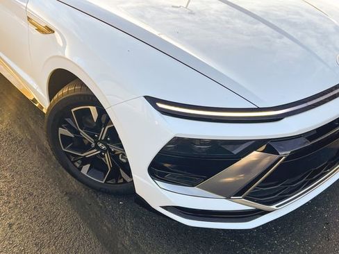 Certified 2024 Hyundai Sonata SEL image 2