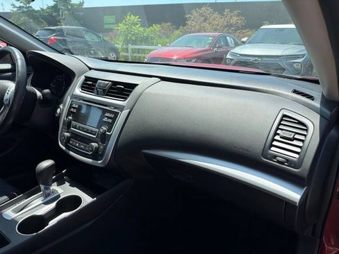 Used 2017 Nissan Altima 2.5 SV FWD image 27