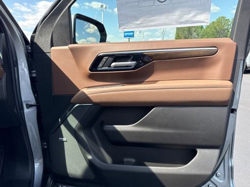 New 2026 Chevrolet Tahoe High Country RWD image 13