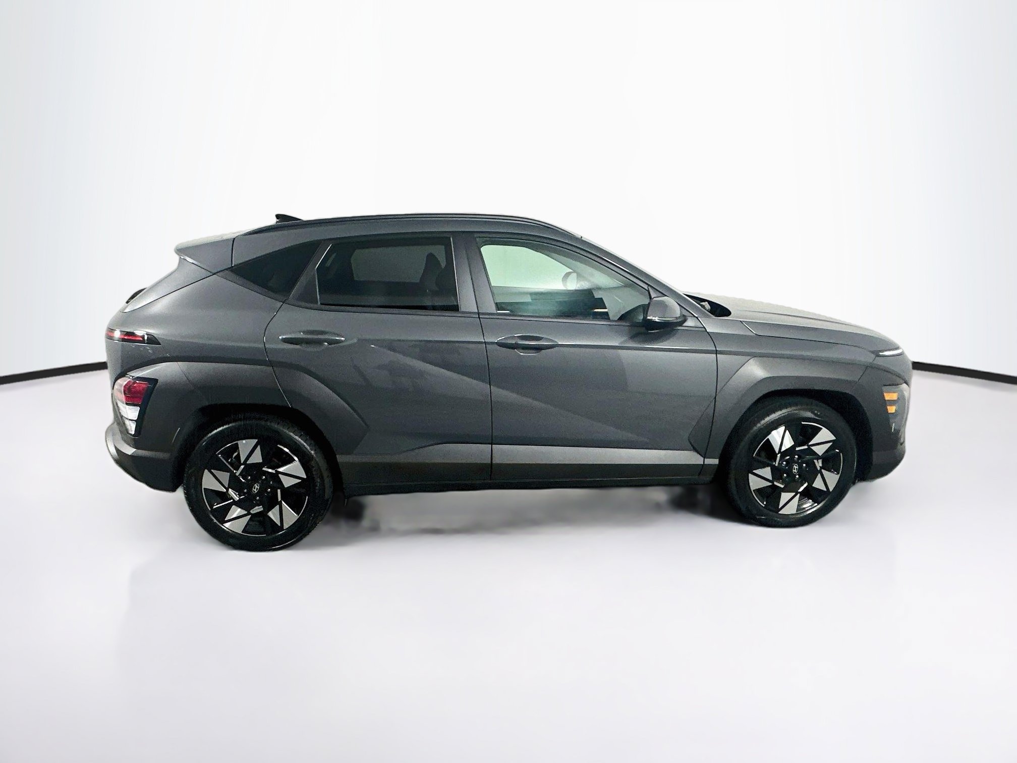 Used 2025 Hyundai Kona SEL FWD image 10