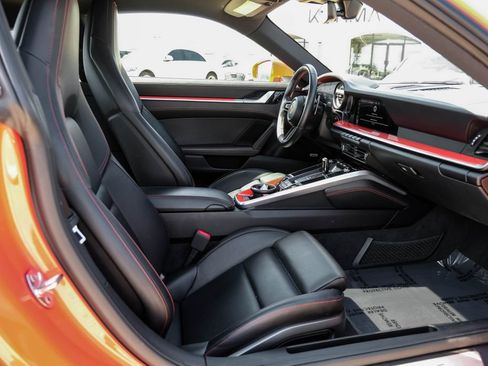 Used 2020 Porsche 911 Carrera S RWD image 31