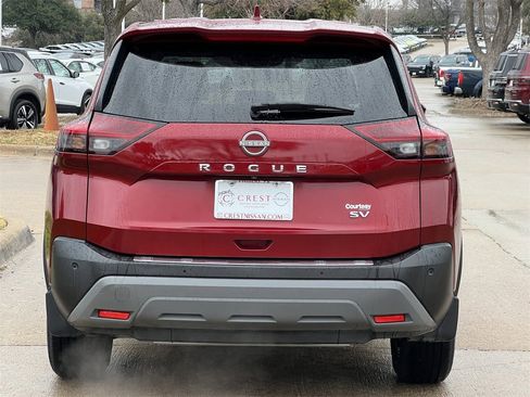 Certified 2023 Nissan Rogue SV image 5