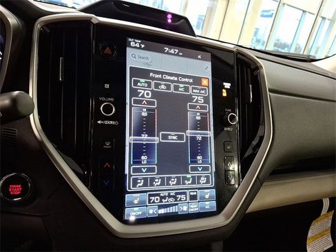 Certified 2025 Subaru Ascent Limited w/ Popular Package #2 image 18