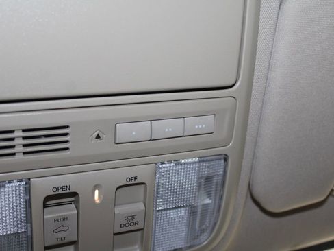 Used 2021 Honda CR-V Touring image 42