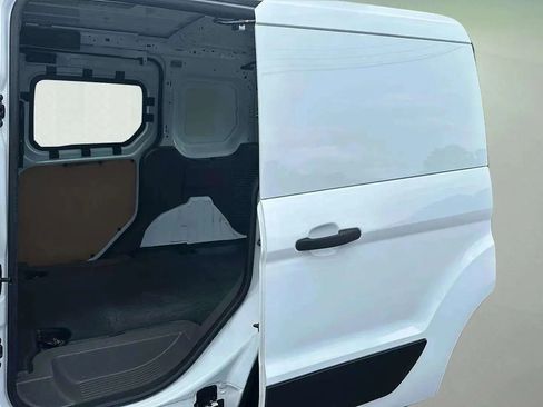 Used 2019 Ford Transit Connect XL image 12