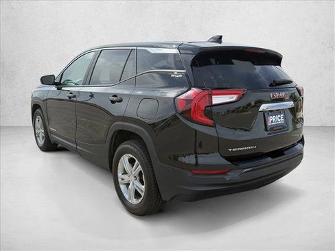 Used 2024 GMC Terrain SLE AWD/4WD image 7