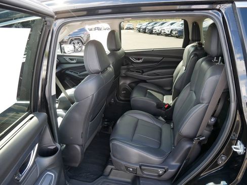 Used 2023 Subaru Ascent Limited w/ Technology Package AWD/4WD image 11