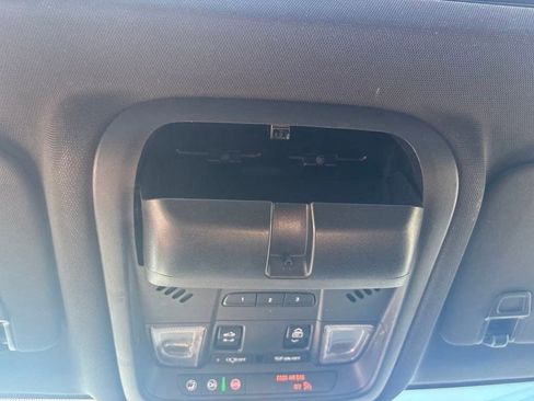 Used 2021 Chevrolet Blazer RS w/ Enhanced Convenience Package image 30