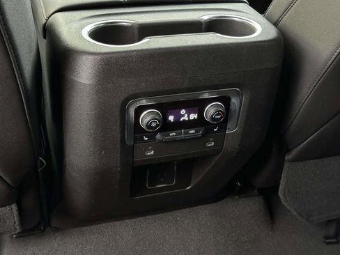 Used 2023 Chevrolet Tahoe LT w/ Luxury Package image 15