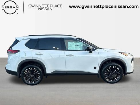 New 2026 Nissan Rogue SV image 4