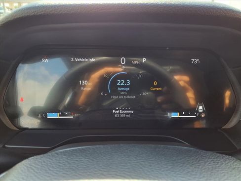 Used 2023 Jeep Grand Cherokee Laredo image 14