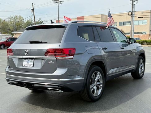 Used 2018 Volkswagen Atlas SEL w/ R-Line Package image 6