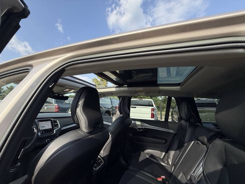 Used 2023 Volvo XC90 B5 Core AWD/4WD image 37