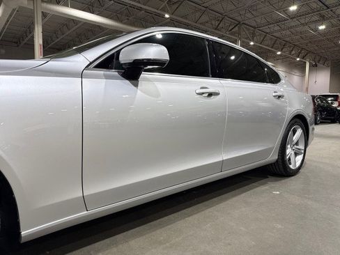Used 2018 Volvo S90 T5 Momentum w/ Convenience Package image 26