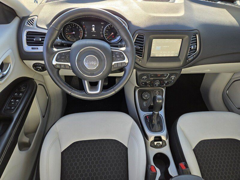 Used 2018 Jeep Compass Latitude w/ Popular Equipment Group AWD/4WD image 13