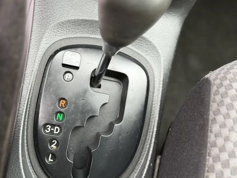 Used 2007 Toyota Yaris S FWD image 26