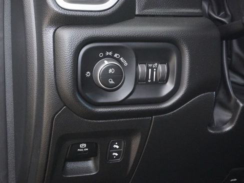 Used 2025 RAM 1500 Big Horn AWD/4WD image 28