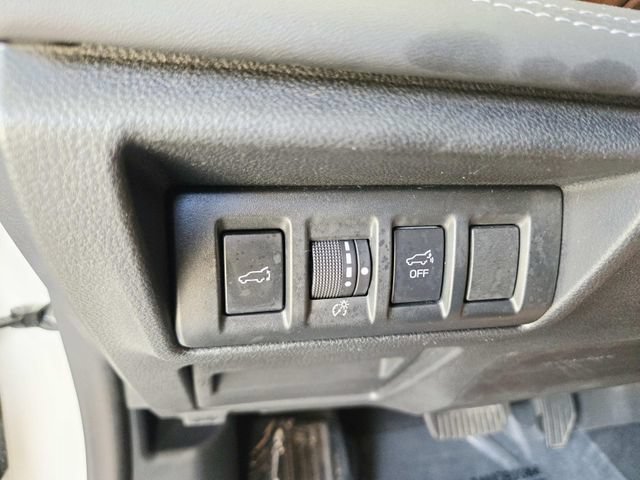 Used 2020 Subaru Outback Touring XT AWD/4WD image 30