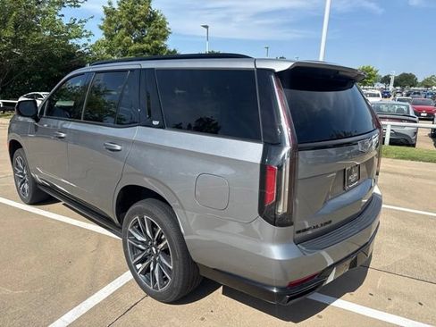 Used 2023 Cadillac Escalade Sport w/ Touring Package AWD/4WD image 4