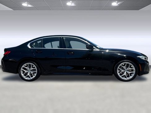 Used 2025 BMW 330i Sedan w/ Premium Package RWD image 8