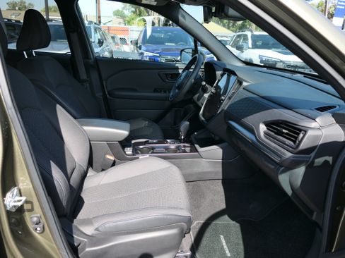 Used 2026 Subaru Forester Premium AWD/4WD image 26