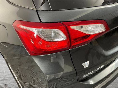 Used 2020 Chevrolet Equinox LT w/ Driver Convenience Package FWD image 23