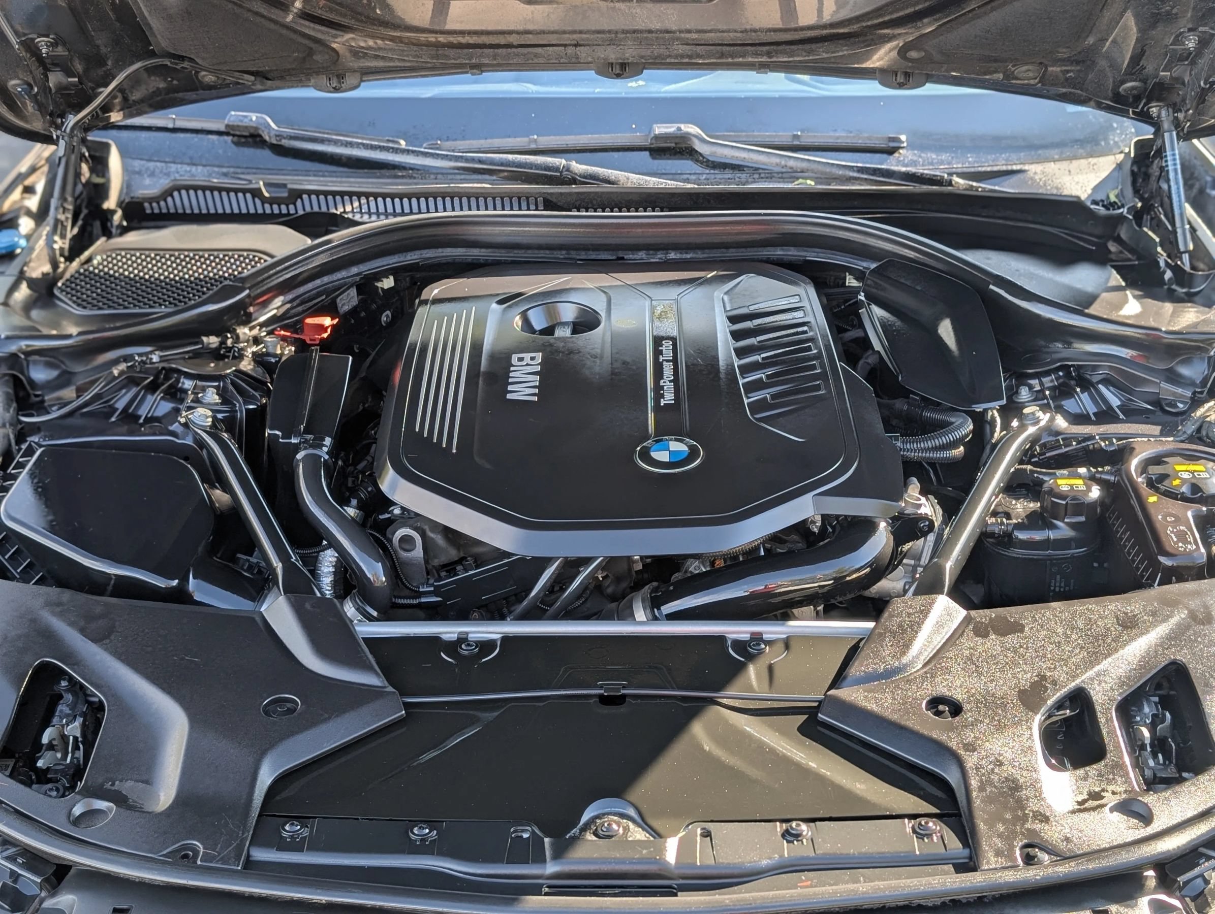 Used 2017 BMW 540i RWD image 11