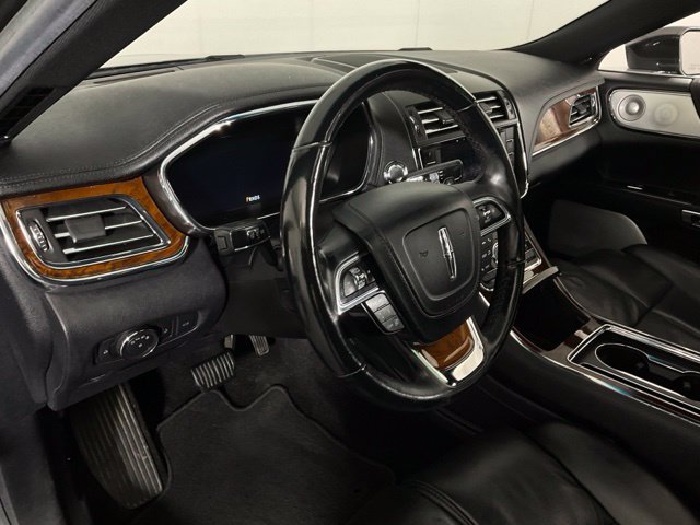 Used 2017 Lincoln Continental Reserve w/ Luxury Package AWD/4WD image 20