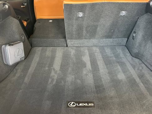 Used 2020 Lexus UX 200 image 12