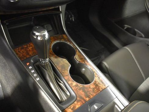 Used 2014 Chevrolet Impala LT image 18