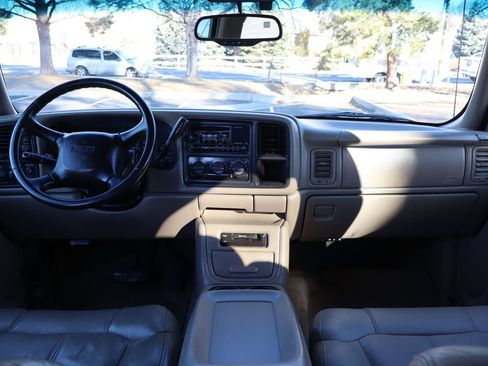 Used 2001 GMC Sierra 2500 SLT w/ SLT Marketing Option Pkg image 17