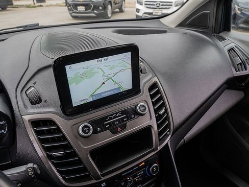 Used 2022 Ford Transit Connect XLT image 29