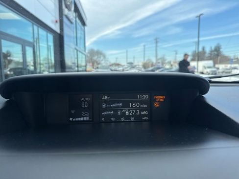 Used 2017 Subaru Forester 2.5i Limited image 14