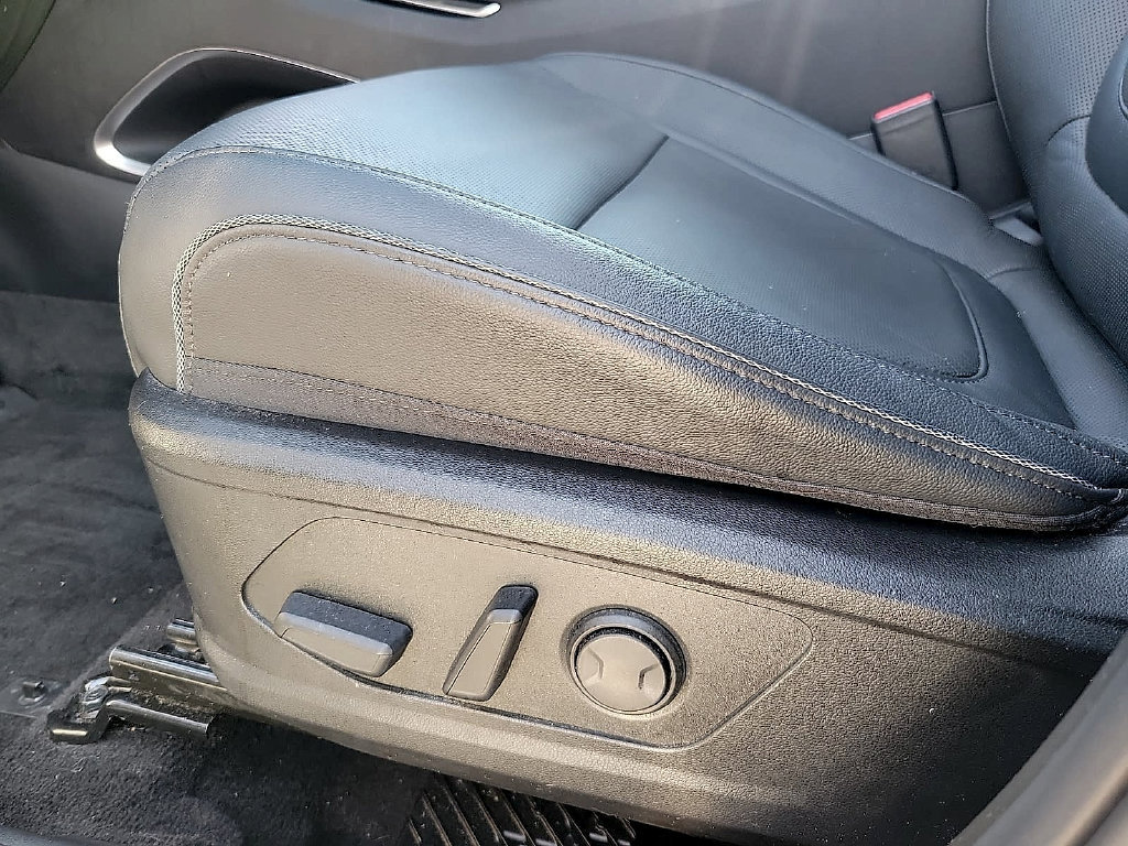 Used 2022 Hyundai Tucson Limited FWD image 12