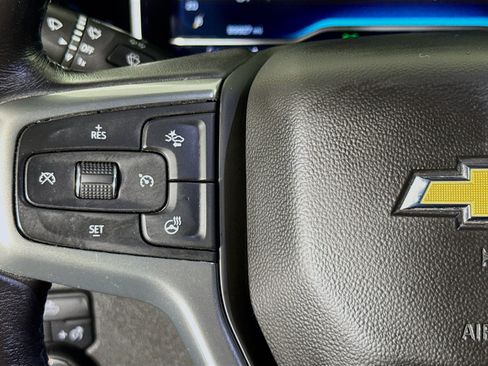 Used 2022 Chevrolet Silverado 1500 LT RWD image 11