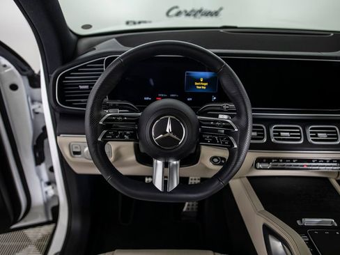 Used 2024 Mercedes-Benz GLS 580 GLS 580 image 25