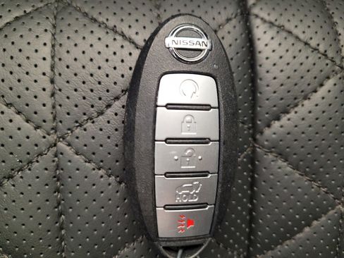 Used 2019 Nissan Murano Platinum w/ Cargo Package image 32