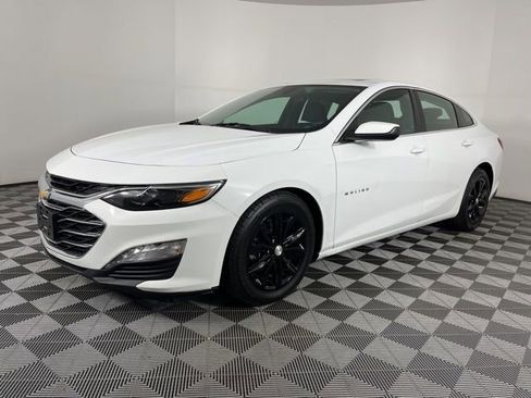 Used 2024 Chevrolet Malibu LT image 5