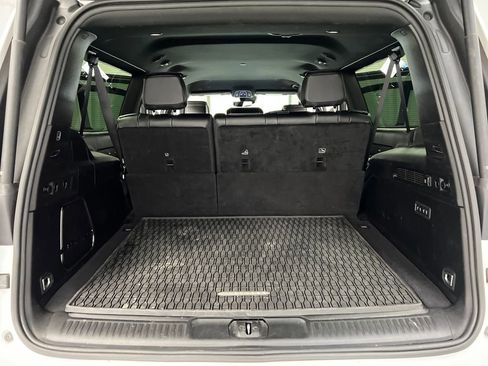 Used 2024 Jeep Wagoneer L Series II w/ Flexible Seating Group image 39