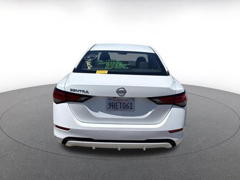 Used 2025 Nissan Sentra S FWD image 11