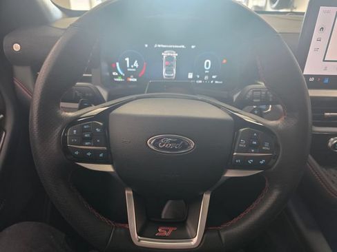 Used 2025 Ford Explorer ST AWD/4WD image 17