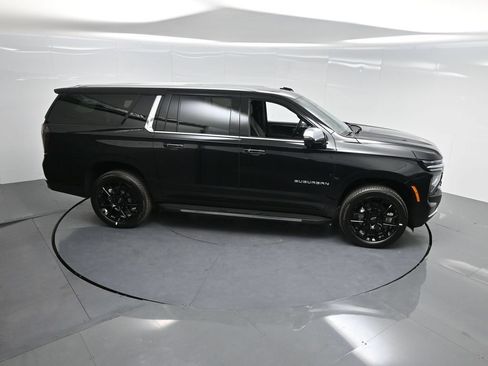 New 2026 Chevrolet Suburban Premier AWD/4WD image 70