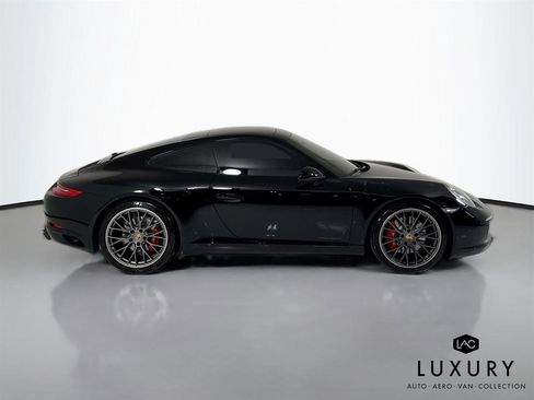 Used 2019 Porsche 911 Carrera S RWD image 5