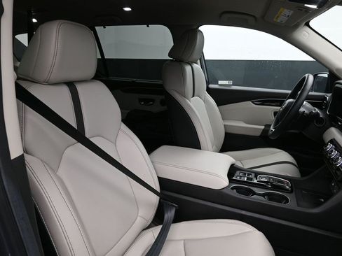 Used 2026 Honda Pilot EX-L image 9