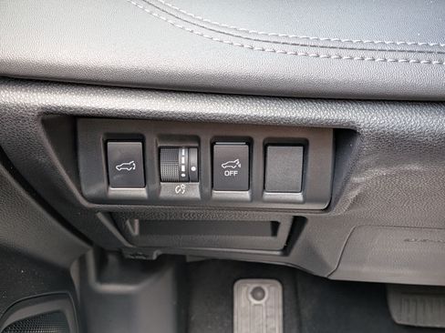 Certified 2025 Subaru Outback Touring XT AWD/4WD image 25