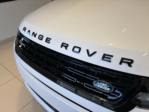 New 2026 Land Rover Range Rover Evoque Dynamic SE AWD/4WD image 6