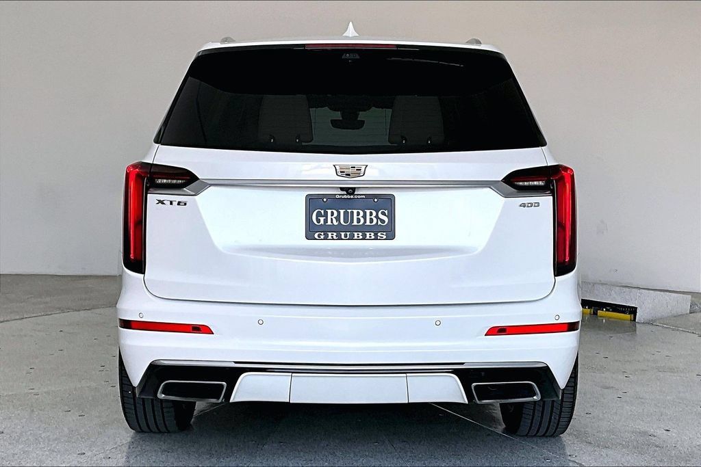 Used 2020 Cadillac XT6 Premium Luxury FWD image 5