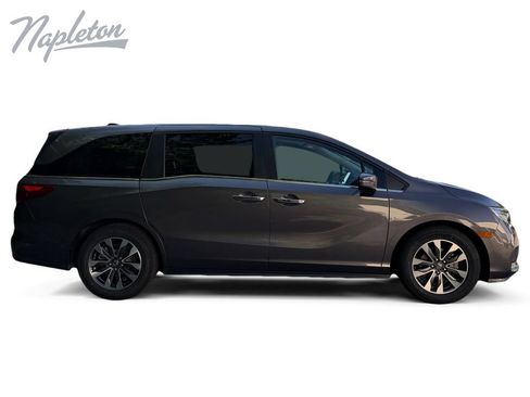 Used 2023 Honda Odyssey EX-L image 7