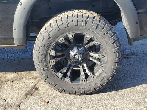 Used 2019 RAM 3500 Limited image 35