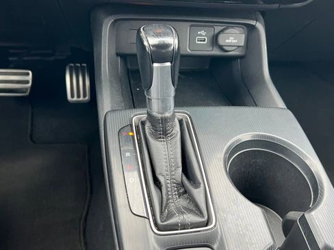 Used 2022 Honda Civic Sport image 23